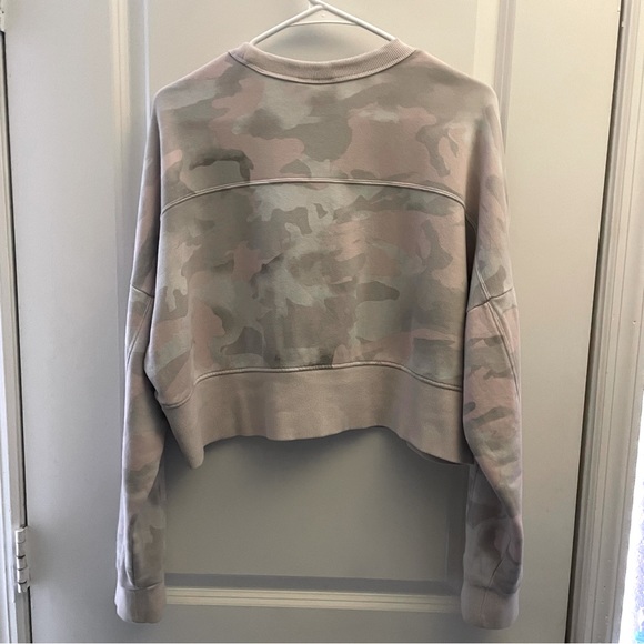Adidas Camo Pullover Cropped Sweater / M - Picture 6 of 6